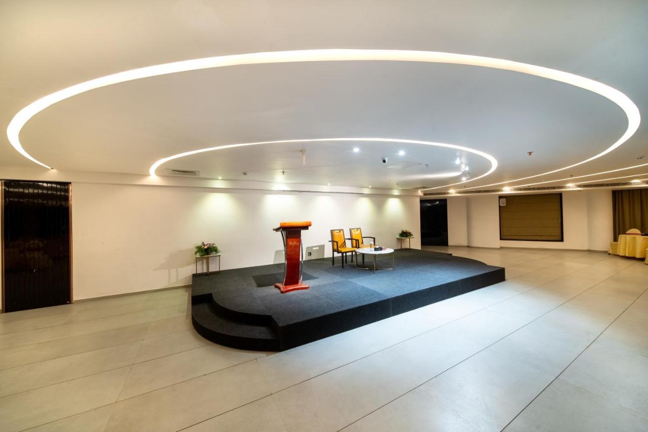 Fezinn Hotel - Best Wayanad Hotel In 2024 Kozhikode Eksteriør bilde