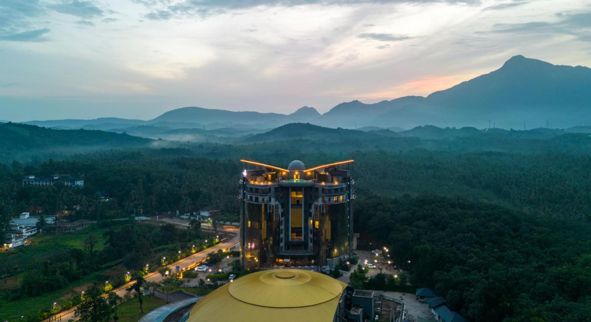 Fezinn Hotel - Best Wayanad Hotel In 2024 Kozhikode Eksteriør bilde